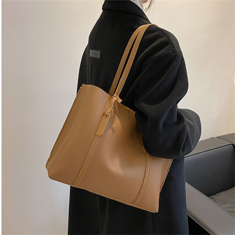 Classic Black Faux Leather Tot - Leatherworking Classic 评论和价格