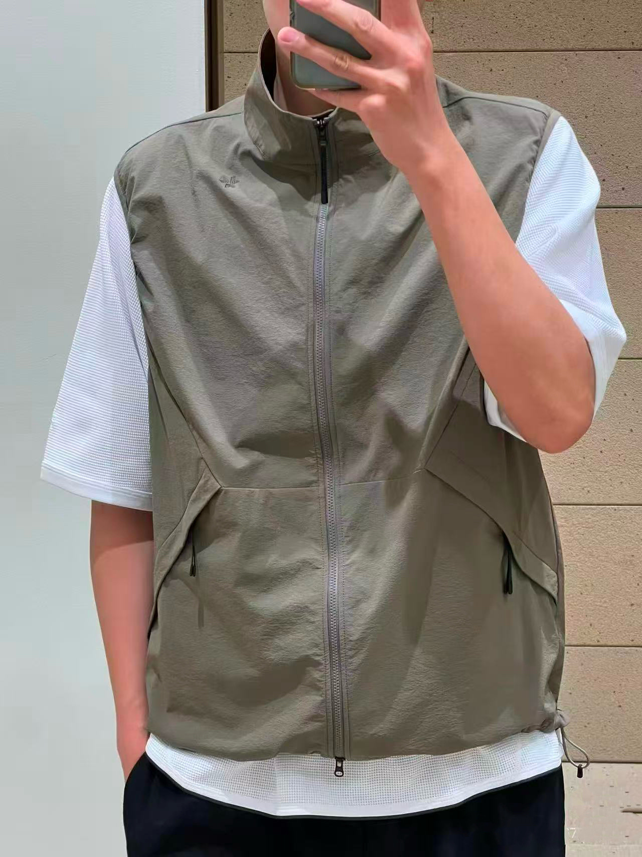 Goldwin Waterproof Windproof T - Leather Work Jacket 评论和价格