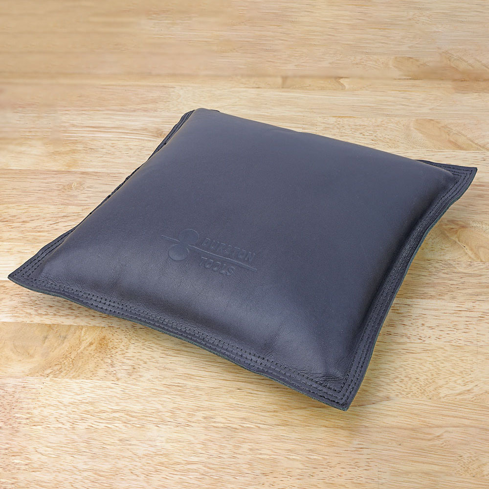 Durston Square Leather Sandbag - Leatherwork Bench 评论和价格